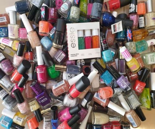 Assorted Nail Polish 100 Pieces x 1